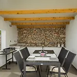 Prenc By Interhome * Munci