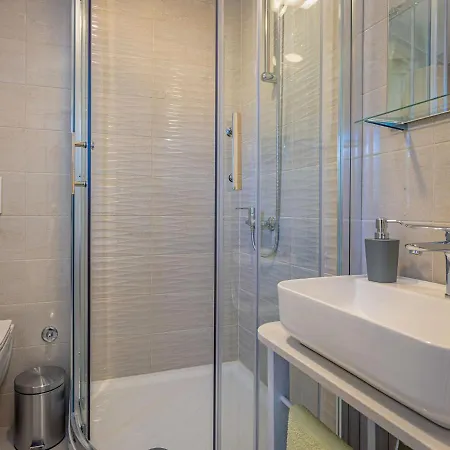 Ferienhaus Prenc - Pzn212 By Interhome