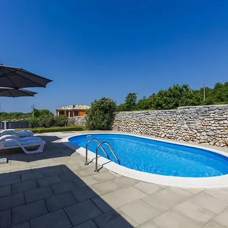 Prenc By Interhome Tatil Evi