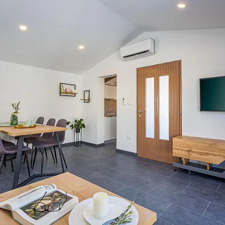 Prenc By Interhome